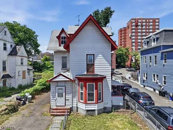 79 Cleveland St, City Of Orange Twp., NJ 07050