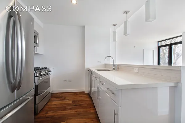 Rented by Compass | media 27