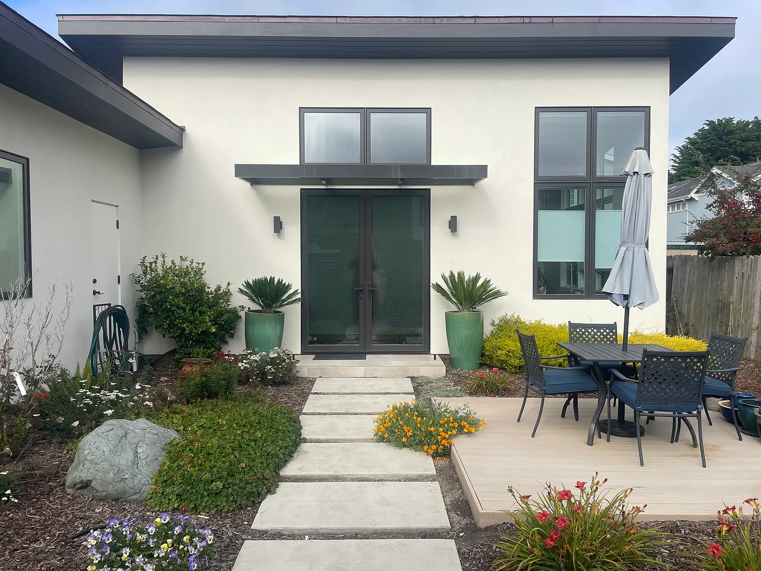 2 bed, 1000 sqft, $4,250 — Photo 3