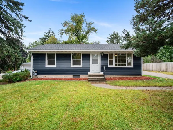 580 Willow Ln, Woodbury, MN 55125