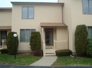 78 Kristee Cir, West Warwick, RI 02893