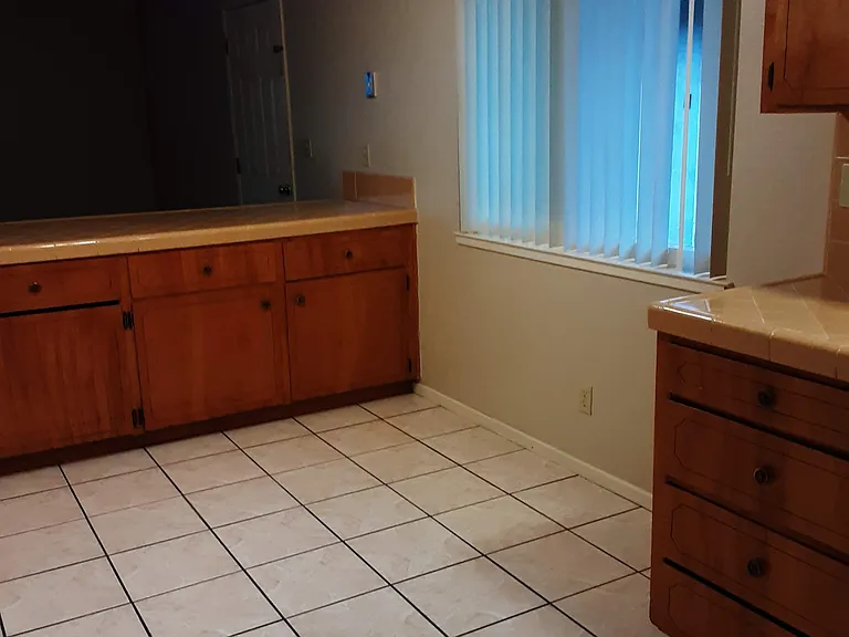 1261 S Jackson St #D — Photo 17