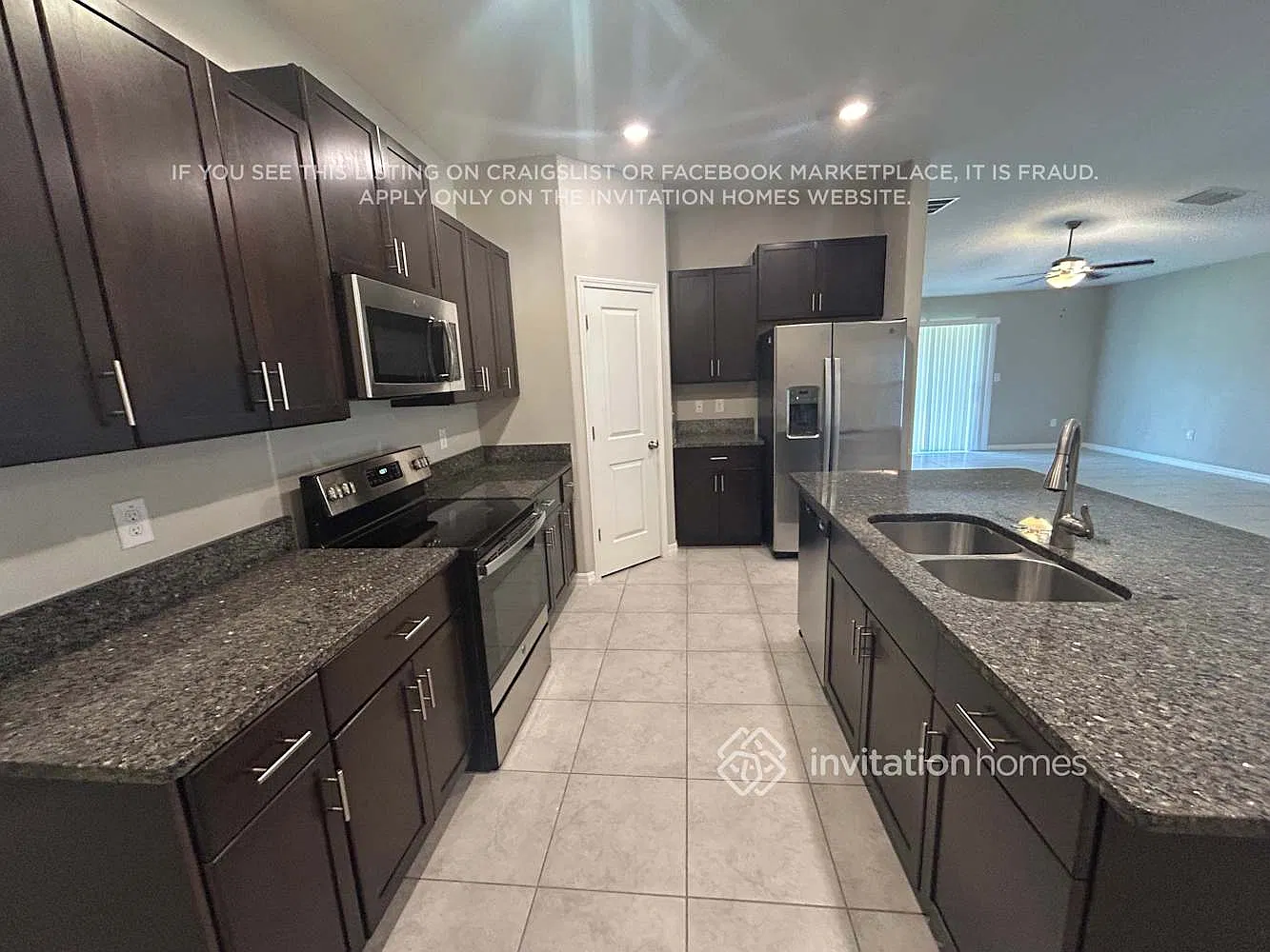 11180 Riley Pines Cir Gibsonton, FL 33534 — Photo 4