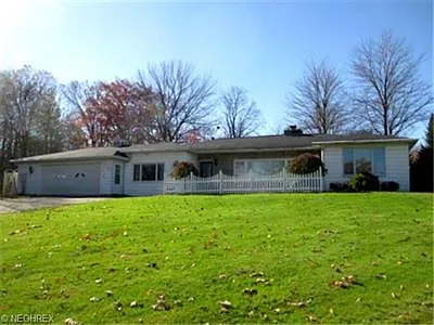 310 Parkgate Ave photo 1