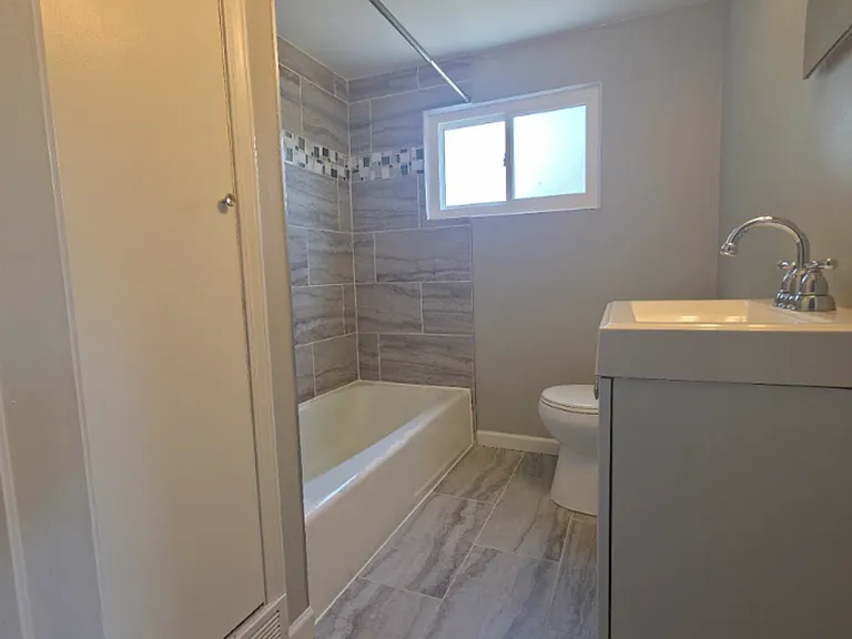25280 Shoreview Ave — Photo 4