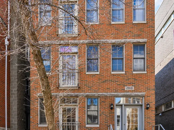 2910 N Damen Ave #1, Chicago, IL 60618