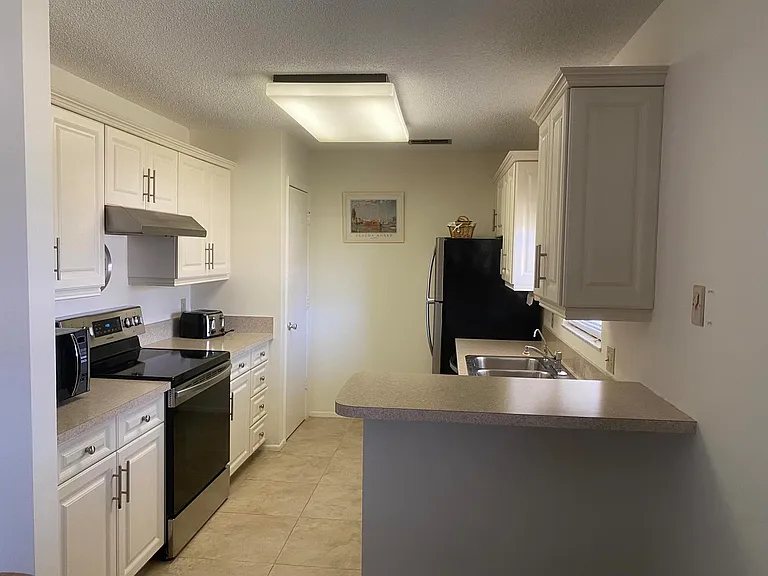 26 Lake Vista Trl #201 — Photo 6