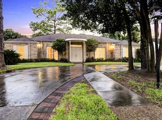 10031 Briar Forest Dr, Houston, TX 77042