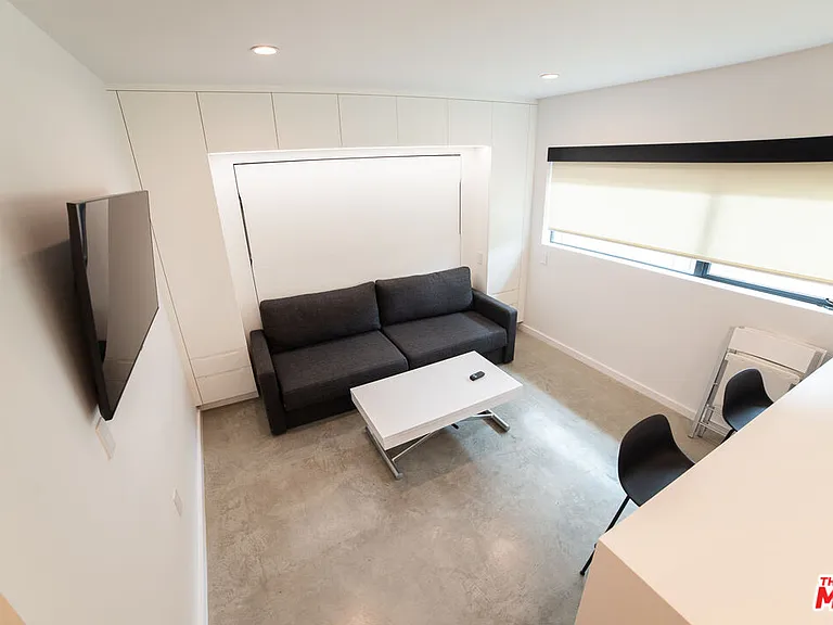 14 Brooks Ave #9 — Photo 2