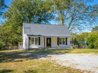 911 N Chattanooga St, La Fayette, GA 30728