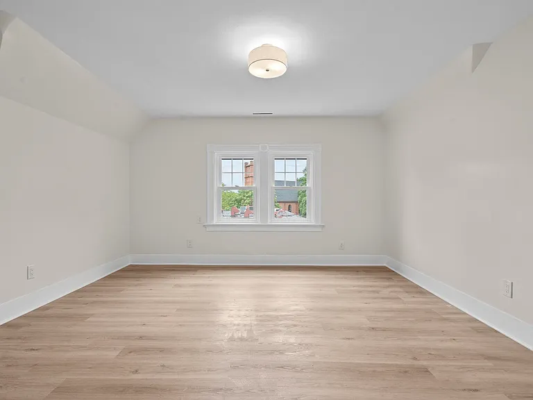 821 State St #3 — Photo 15