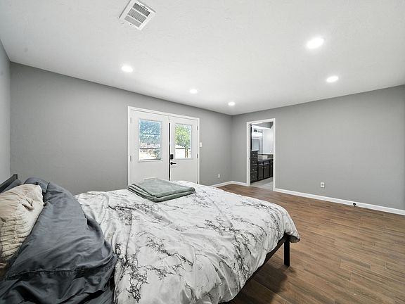 3rd image of 13310 Ravensway Dr