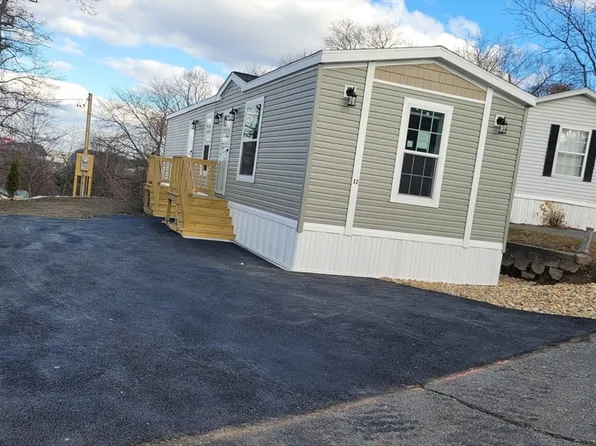 161 Newbury St #32, Peabody, MA 01960