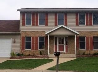 404 Jennifer Ct, Mahomet, IL