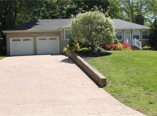 6 Kent Rd, Meriden, CT 06451