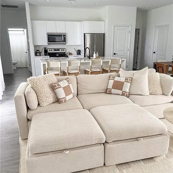 343 Rawlings Ave — Photo 6