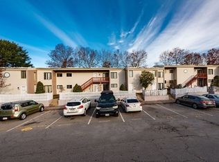 4 Raintree Cir APT D, Brockton, MA 02302