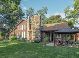 10452 Millers Mill Rd, Constantine, MI 49042