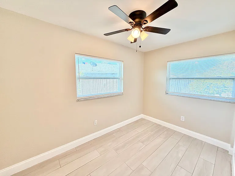 3499 Balboa Cir E — Photo 13
