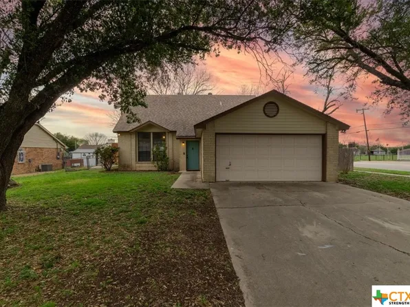 2017 Meadowbrook Dr, Killeen, TX 76543