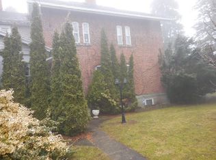 39 Grove St, Perry, NY 14530