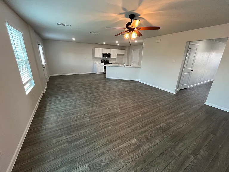 7336 Tin Star Dr — Photo 4