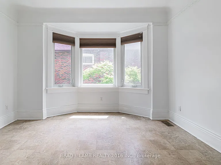 12 Sibley Ave #MAIN AND UPPER — Photo 15