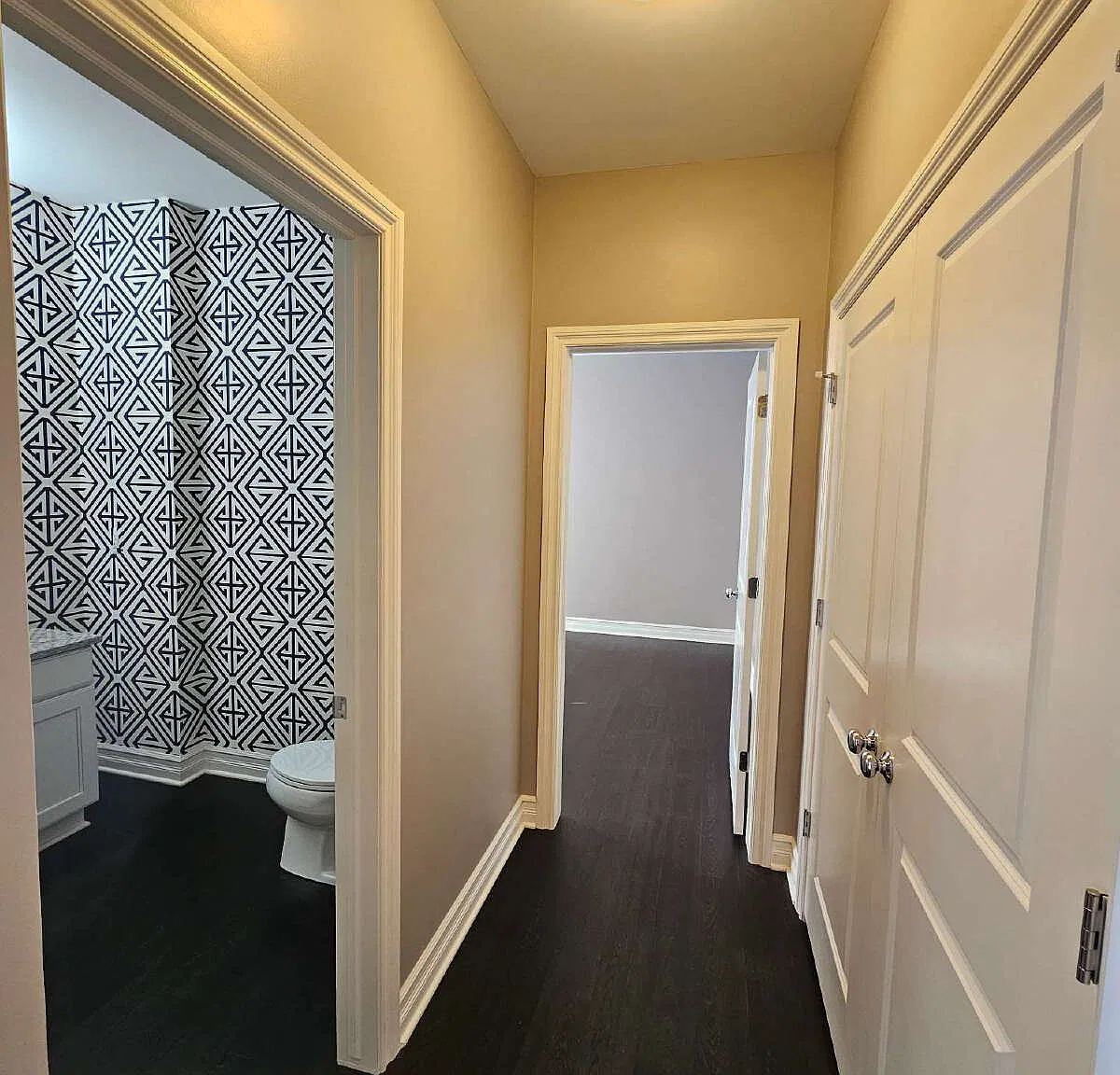 3 bed, 2.5 bath, 2574 sqft, $3,499 — Photo 4