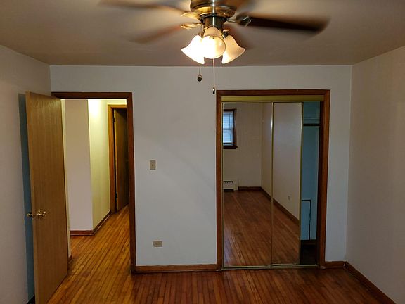 3rd image of 9217 S Cottage Grove Ave APT 2W