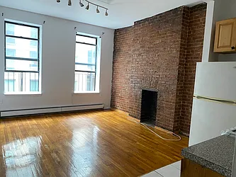 Rented by Best Apartments North Inc