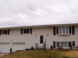 248 8th Street Pl, Andalusia, IL 61232