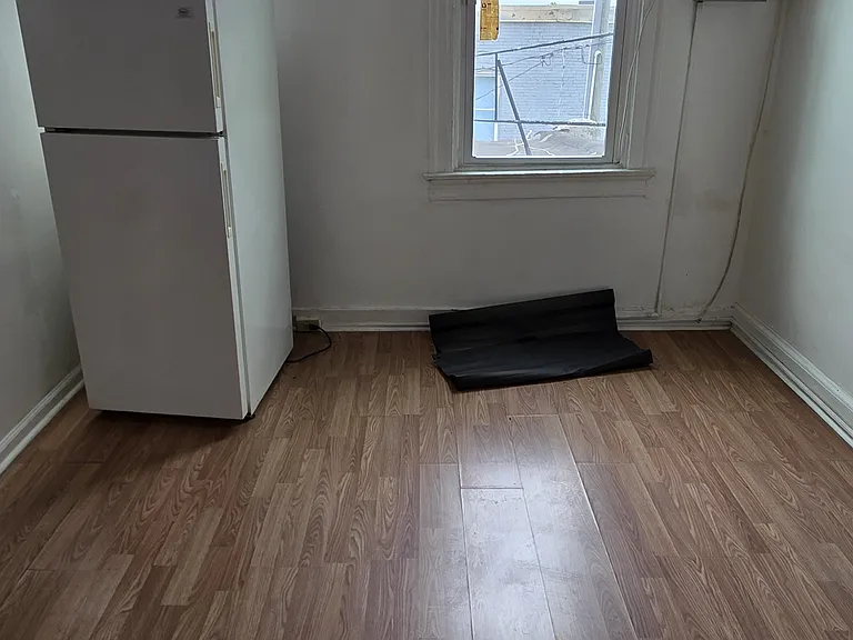 2920 Parkwood Ave #3 — Photo 5