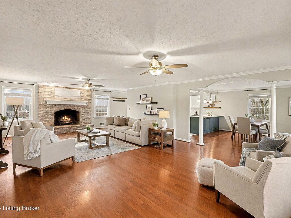 2300冊位 6408 Cross Brook Dr, Pewee Valley, KY 40056 | Zillow