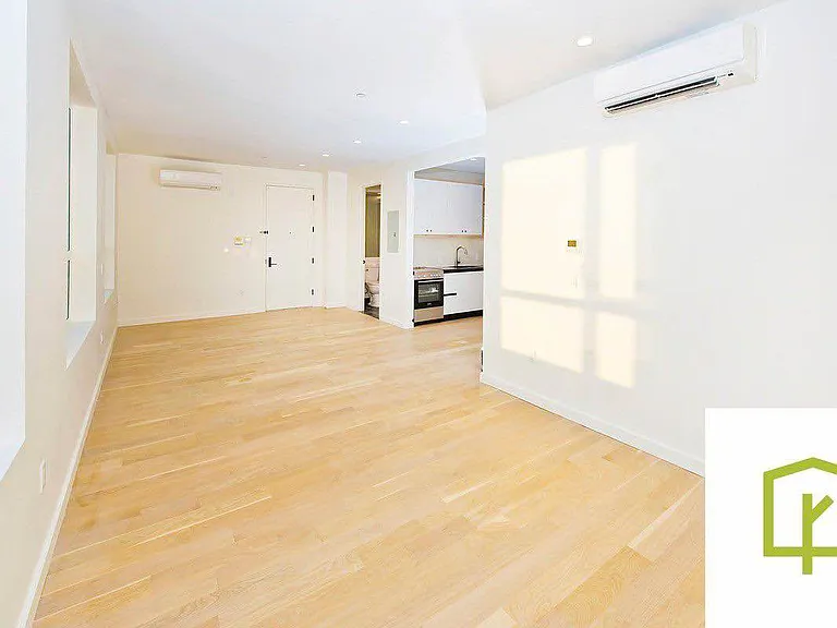 1875 Atlantic Ave #5H — Photo 2