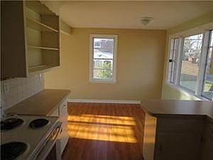 5th image of 4945 Clifton Pkwy