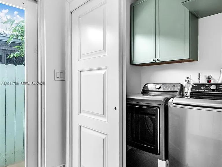 1232 Lenox Ave — Photo 33