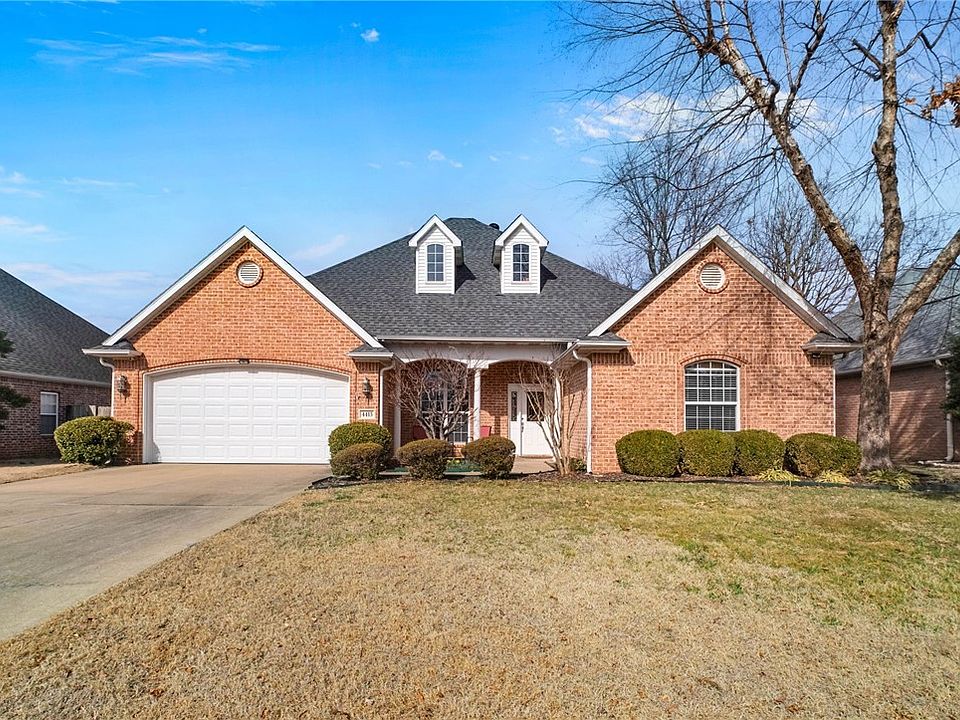 1st image of 4413 W Arlington Dr