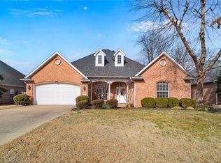 4413 W Arlington Dr, Rogers, AR 72758