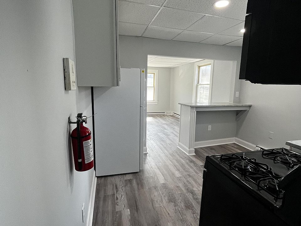 121 North Broad Street 2 Apartments Woodbury, NJ Zillow