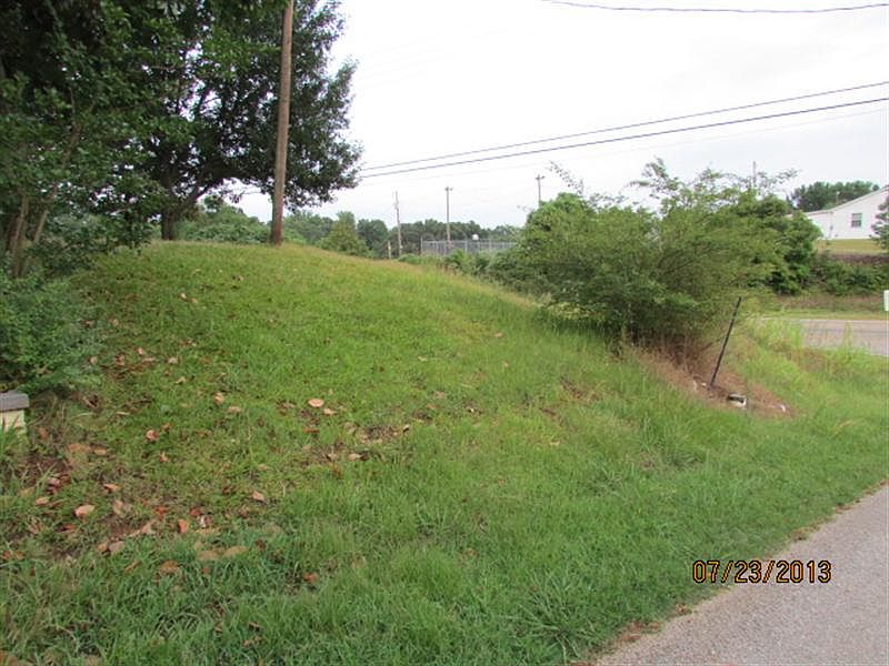 2nd image of 1192 County Road 126