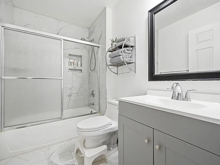216 Barringer Dr — Photo 10