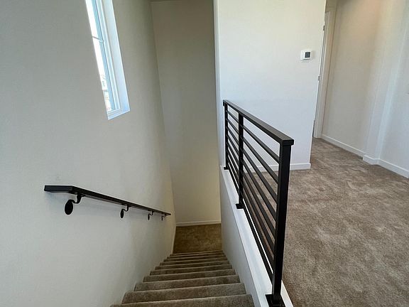 5th image of 27756 Heritage Ln