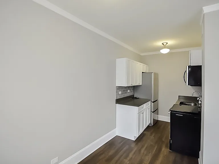 817 W Lakeside Pl #116 — Photo 8
