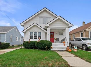 2903 Mitchell St, Racine, WI 53403