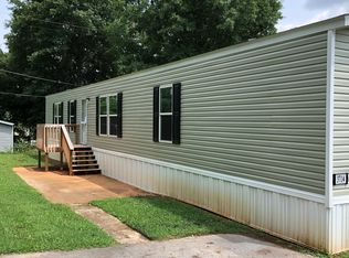 3706 Collinwood Ln, Louisville, TN 37777