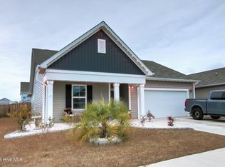 1037 Course Ln, Holly Ridge, NC 28445