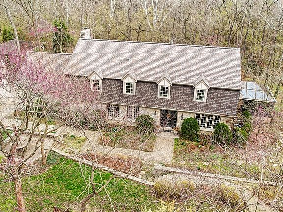 2nd image of 7815 Stonehouse Ct