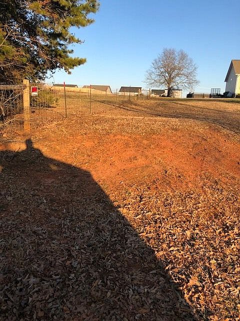 2nd image of 172 Mixedwood Dr