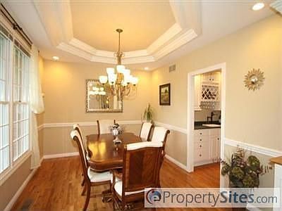 3rd image of 7152 Crown Pointe Dr