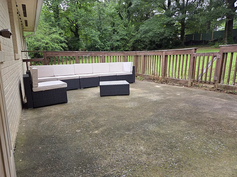 2457 Pine Dr NW — Photo 17